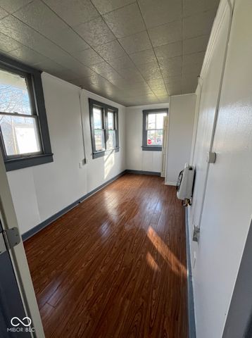 121 W 13th Street, Anderson, IN 46016