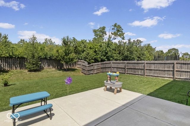 202 Traditions Pass, Greenwood, IN 46143