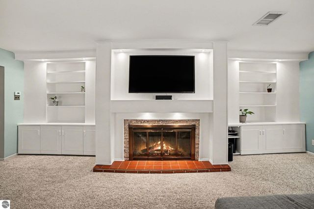 1054 E Maple, Mt Pleasant, MI 48858