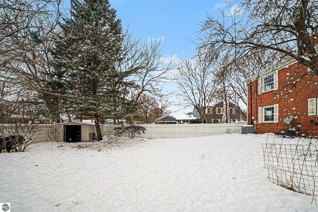 1054 E Maple, Mt Pleasant, MI 48858