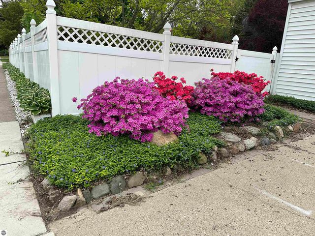 1054 E Maple, Mt Pleasant, MI 48858