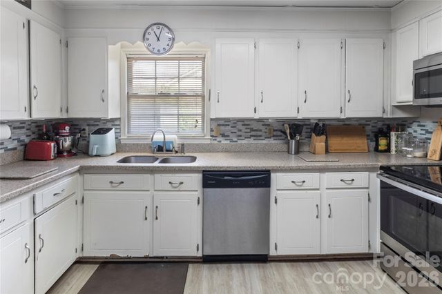 1135 Fieldstone Road, Mooresville, NC 28115