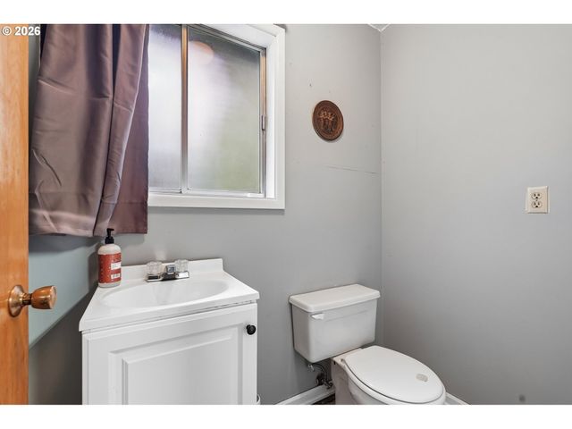 20000 Sw JOHNSON St, Beaverton, OR 97003
