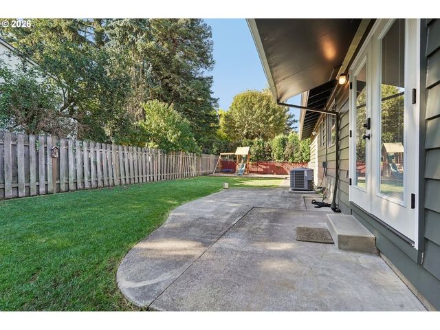 20000 Sw JOHNSON St, Beaverton, OR 97003