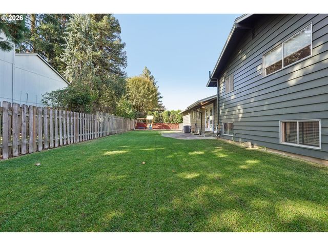 20000 Sw JOHNSON St, Beaverton, OR 97003