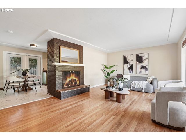 20000 Sw JOHNSON St, Beaverton, OR 97003