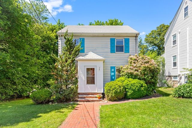 299 Appleton St, Arlington, MA 02476