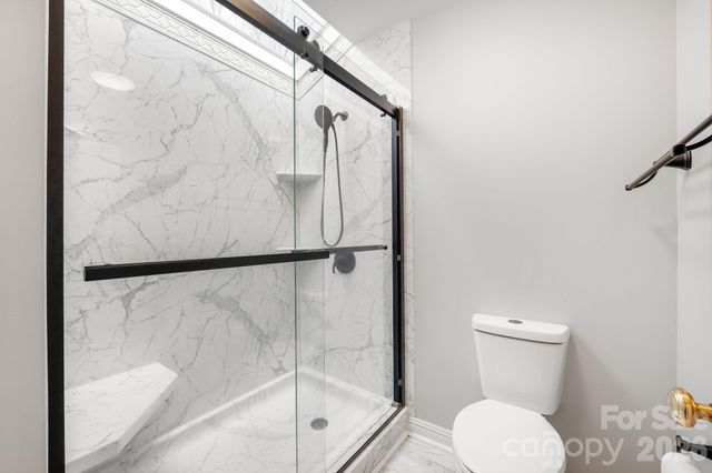 600 Boyce Road, Charlotte, NC 28211