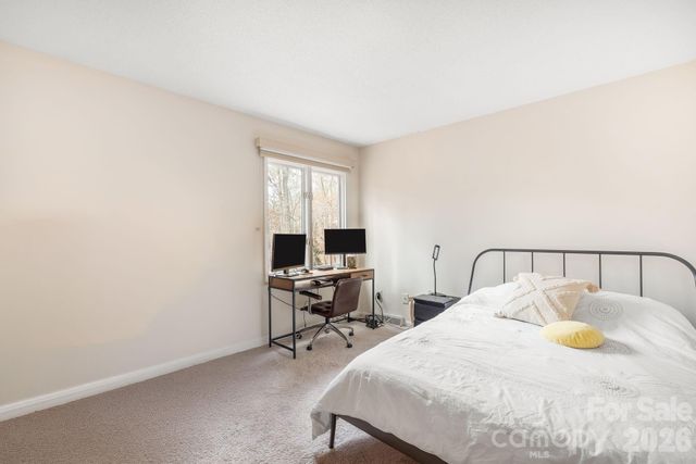 600 Boyce Road, Charlotte, NC 28211