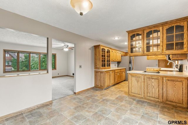 5512 Woodlawn Avenue, Ralston, NE 68127