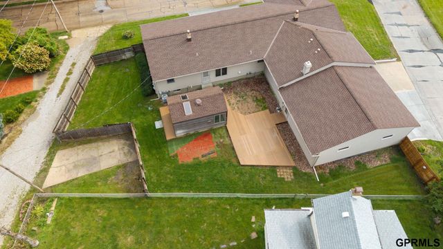 5512 Woodlawn Avenue, Ralston, NE 68127