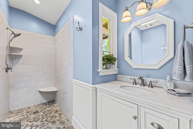 9406 OBANNONS MILL RD, Boston, VA 22713