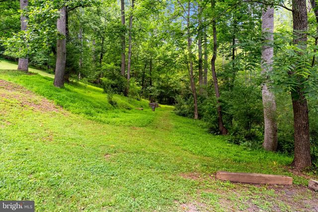 9406 OBANNONS MILL RD, Boston, VA 22713