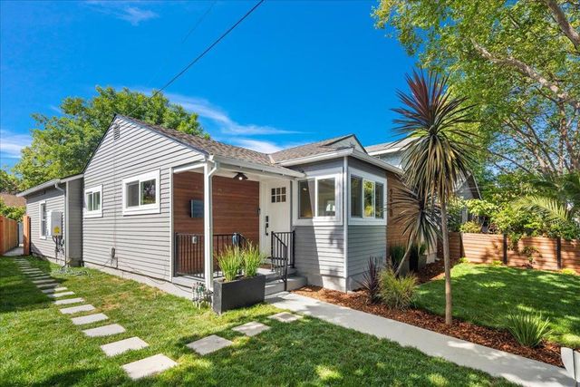 220 Lindbergh Street, San Mateo, CA 94401