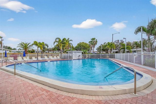 14198 89TH AVENUE, Seminole, FL 33776