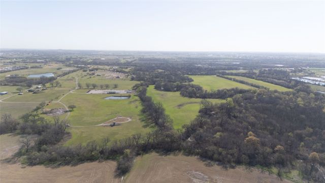 6634 Tim Donald Road, Justin, TX 76247