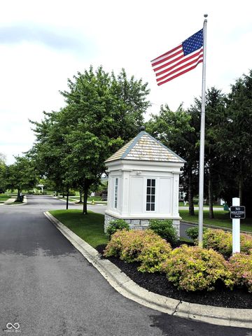 2418 Somerset Circle, Franklin, IN 46131