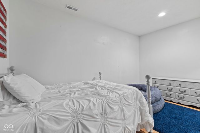 2418 Somerset Circle, Franklin, IN 46131