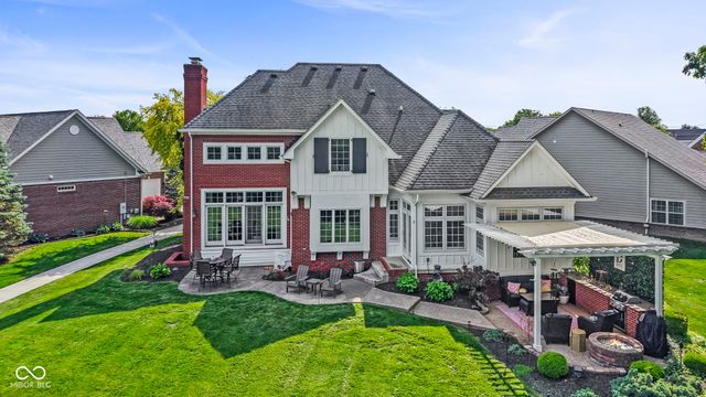 2418 Somerset Circle, Franklin, IN 46131
