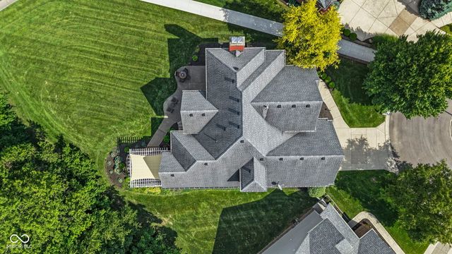 2418 Somerset Circle, Franklin, IN 46131