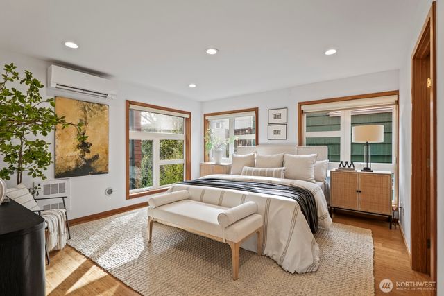 1530 18th Avenue S, Seattle, WA 98144