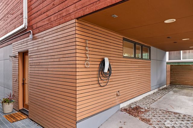 1530 18th Avenue S, Seattle, WA 98144