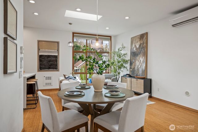 1530 18th Avenue S, Seattle, WA 98144