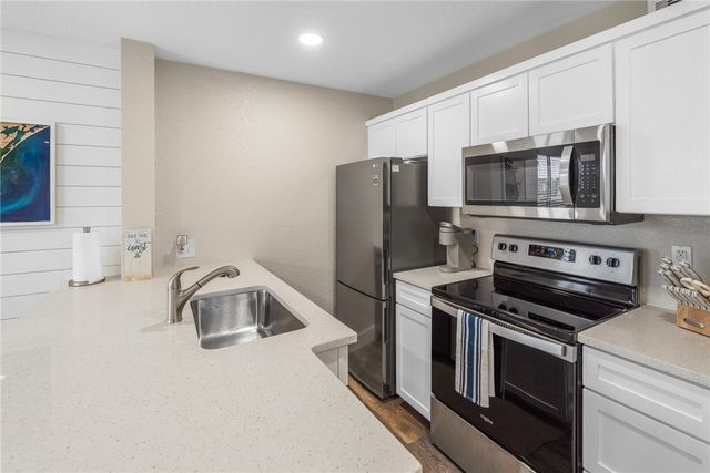 14428 COMPASS St 201, Corpus Christi, TX 78418