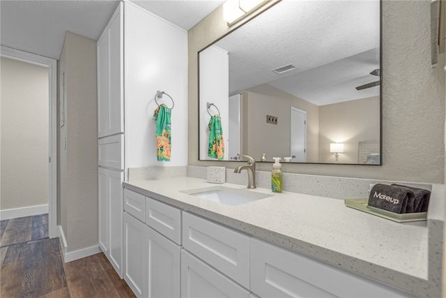 14428 COMPASS St 201, Corpus Christi, TX 78418