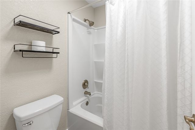 14428 COMPASS St 201, Corpus Christi, TX 78418