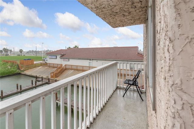 14428 COMPASS St 201, Corpus Christi, TX 78418