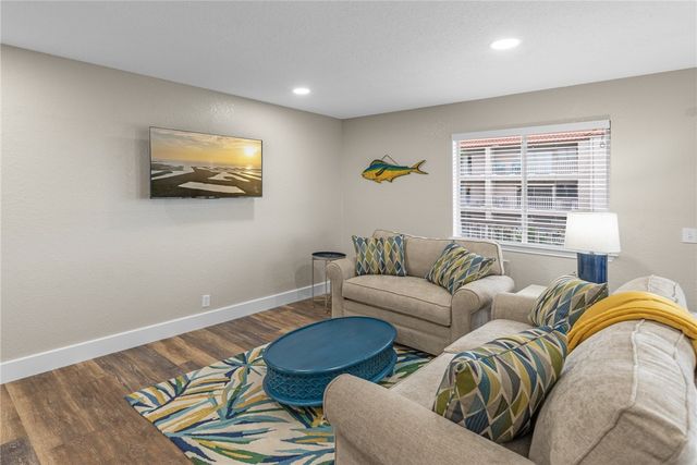 14428 COMPASS St 201, Corpus Christi, TX 78418