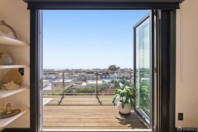 2071 29th Avenue, San Francisco, CA 94116