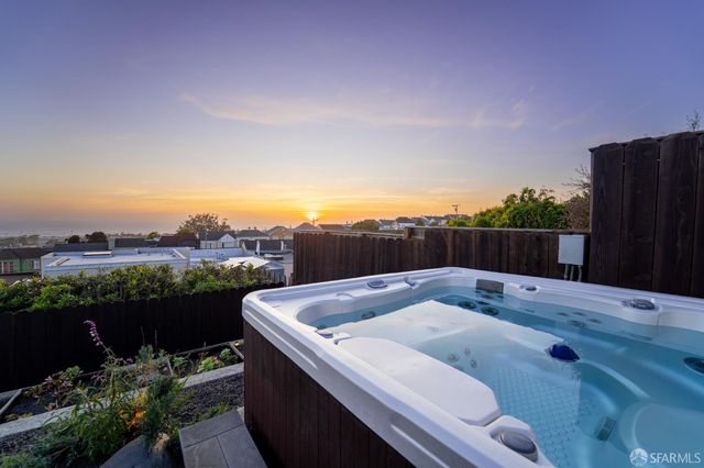 2071 29th Avenue, San Francisco, CA 94116