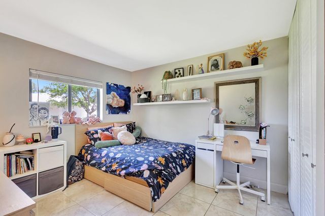 932 Evergreen Drive, North Palm Beach, FL 33408