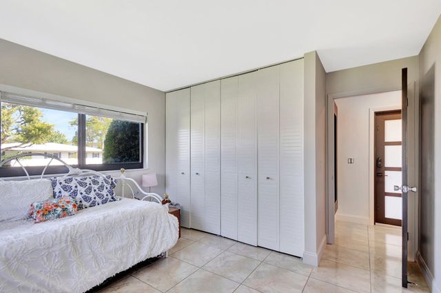 932 Evergreen Drive, North Palm Beach, FL 33408