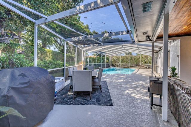 932 Evergreen Drive, North Palm Beach, FL 33408