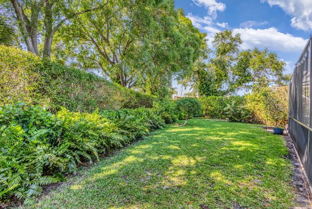 932 Evergreen Drive, North Palm Beach, FL 33408