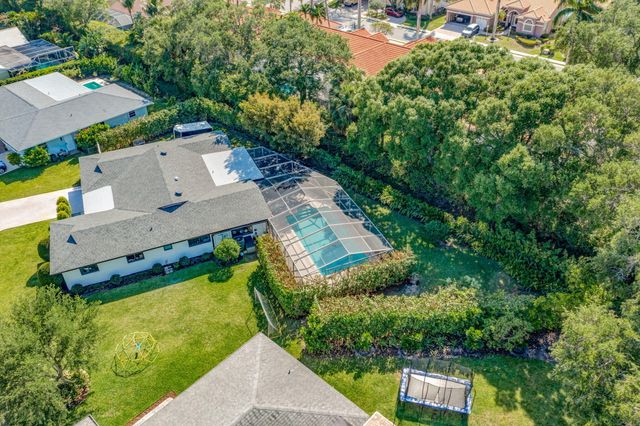 932 Evergreen Drive, North Palm Beach, FL 33408