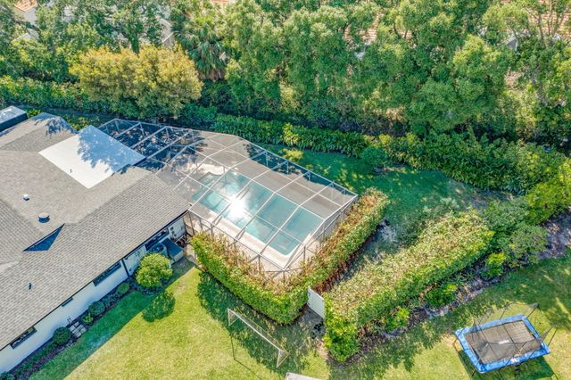 932 Evergreen Drive, North Palm Beach, FL 33408