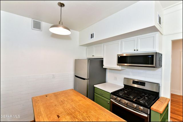 2906 WHEELING Avenue, El Paso, TX 79930
