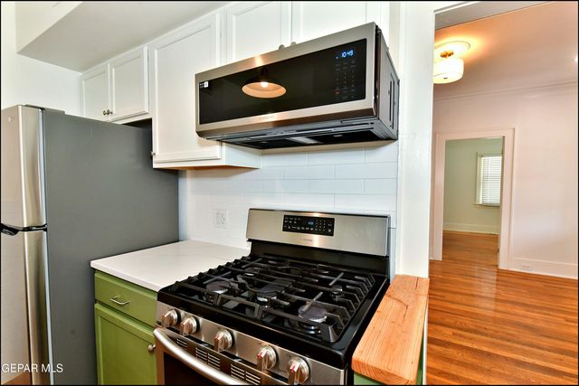 2906 WHEELING Avenue, El Paso, TX 79930