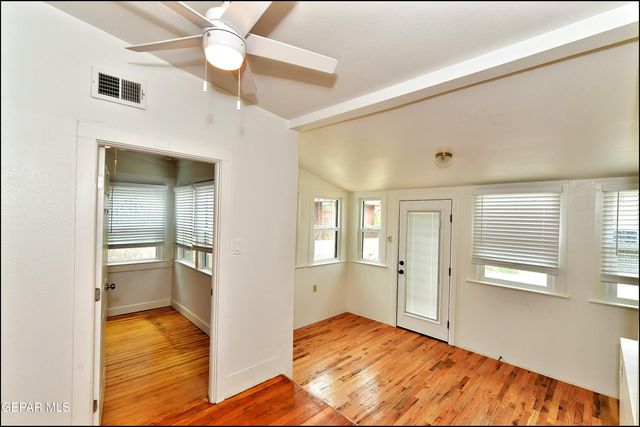2906 WHEELING Avenue, El Paso, TX 79930