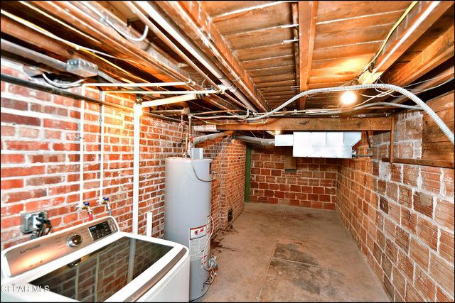 2906 WHEELING Avenue, El Paso, TX 79930