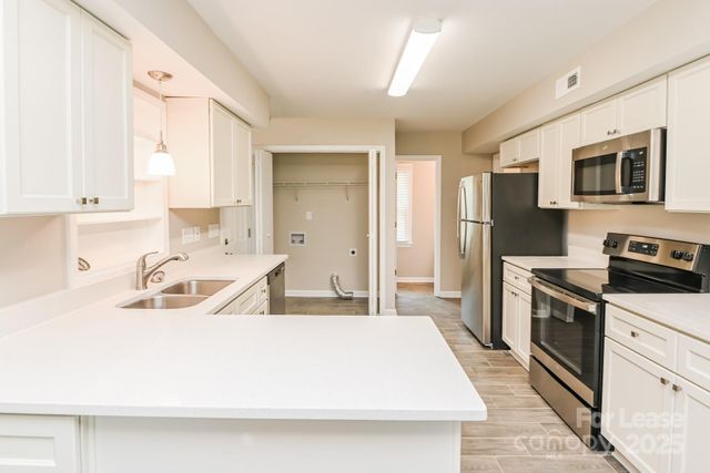 5311 Caradon Drive, Charlotte, NC 28227