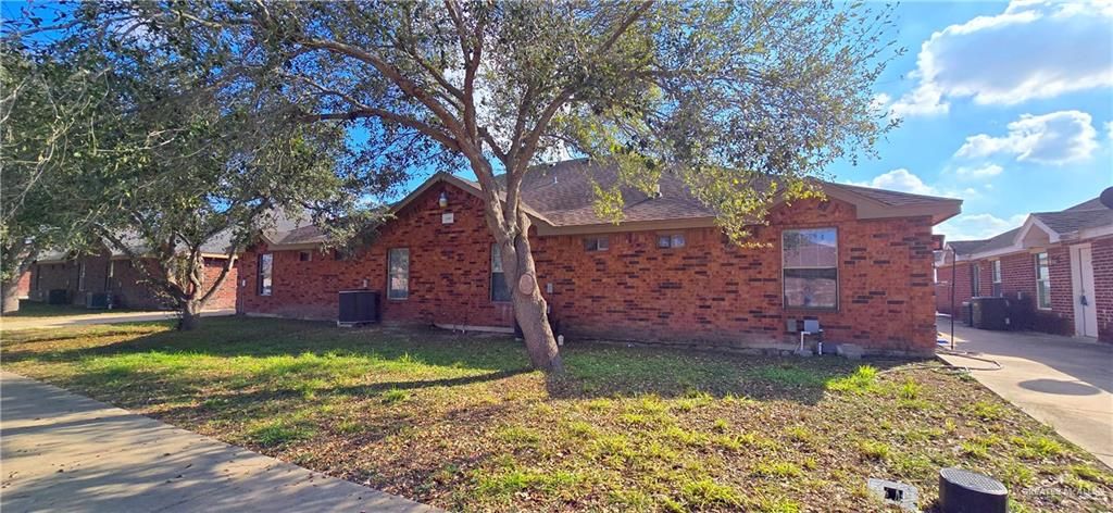 1302 Prosperity Drive, Edinburg, TX 78541