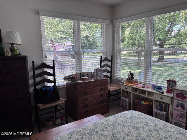 218 Ravenswood Road, Englishtown, NJ 07726