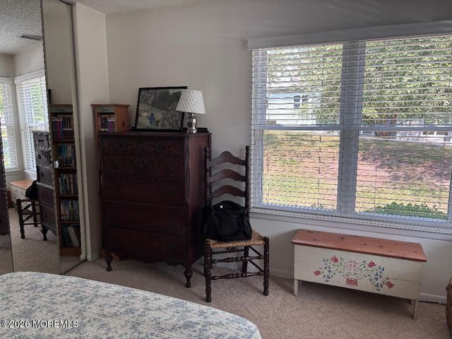 218 Ravenswood Road, Englishtown, NJ 07726