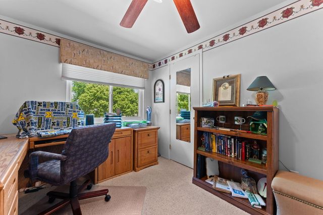 534 Forestbrooke Court, Saline, MI 48176