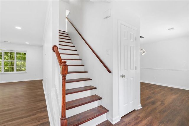 11255 Abbotts Station Drive, Duluth, GA 30097